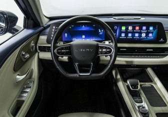 Подержанный автомобиль Chery Arrizo 8 2023 года (12 фото)