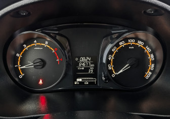 Подержанный автомобиль LADA (ВАЗ) Granta Sedan 2023 года (13 фото)