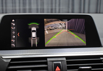 Подержанный автомобиль BMW X4 2021 года (22 фото)