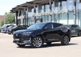 Подержанный автомобиль Changan UNI-K 2023 года (25 фото)