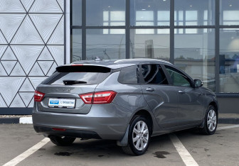 Подержанный автомобиль LADA (ВАЗ) Vesta Wagon 2021 года (5 фото)