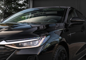 Подержанный автомобиль Chery Arrizo 8 2023 года (16 фото)