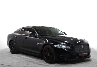 Подержанный автомобиль Jaguar XJ 2015 года (3 фото)