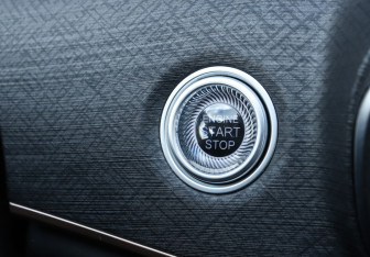 Подержанный автомобиль Jaecoo J8 2024 года (24 фото)