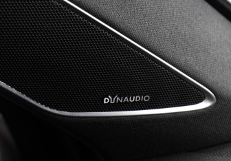 Подержанный автомобиль Volkswagen Touareg 2022 года (21 фото)