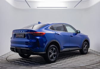 Подержанный автомобиль Haval F7x 2022 года (5 фото)