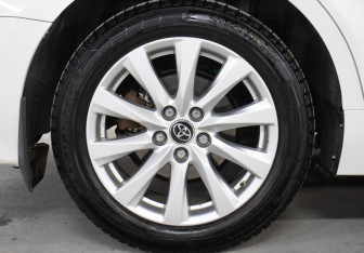 Подержанный автомобиль Toyota Camry Sedan 2019 года (23 фото)