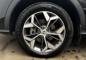 Подержанный автомобиль Haval F7 2022 года (15 фото)
