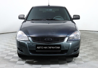 Подержанный автомобиль LADA (ВАЗ) Priora Hatchback 2012 года (2 фото)