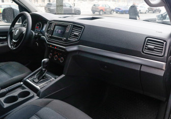 Подержанный автомобиль Volkswagen Amarok 2018 года (9 фото)