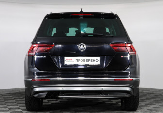 Подержанный автомобиль Volkswagen Tiguan 2019 года (6 фото)
