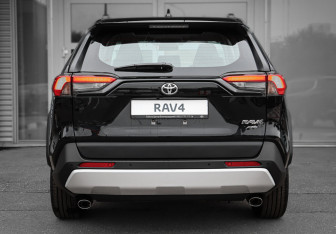 Новый Toyota RAV4 2025 (2 фото)