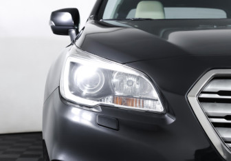 Подержанный автомобиль Subaru Outback Wagon 2017 года (24 фото)