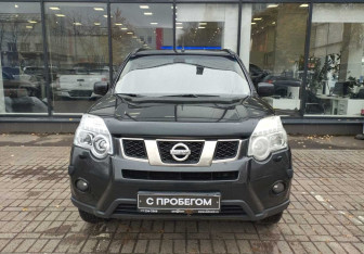Подержанный автомобиль Nissan X-Trail 2011 года (2 фото)