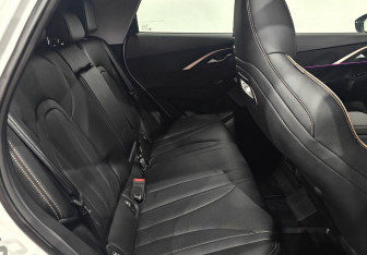 Подержанный автомобиль Omoda C5 2023 года (10 фото)