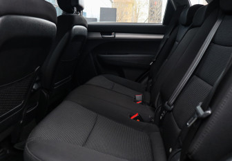 Подержанный автомобиль Kia Sorento 2013 года (8 фото)