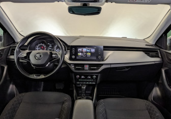 Подержанный автомобиль Skoda Rapid Liftback 2021 года (13 фото)