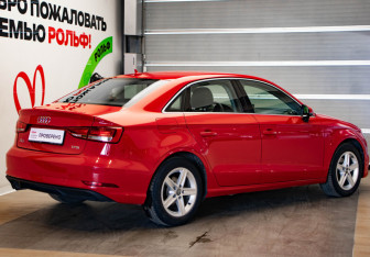 Подержанный автомобиль Audi A3 Sedan 2017 года (4 фото)