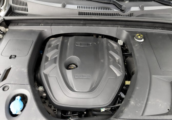 Подержанный автомобиль Geely Tugella 2023 года (9 фото)