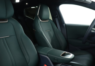 Подержанный автомобиль Zeekr X 2023 года (16 фото)