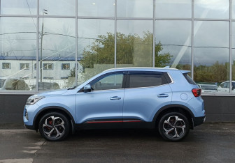 Подержанный автомобиль Chery Tiggo 4 Pro 2022 года (8 фото)