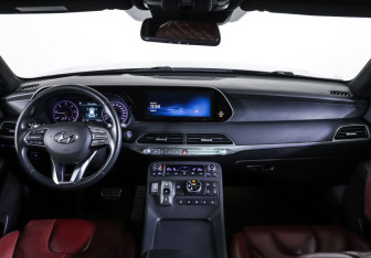 Подержанный автомобиль Hyundai Palisade 2020 года (18 фото)