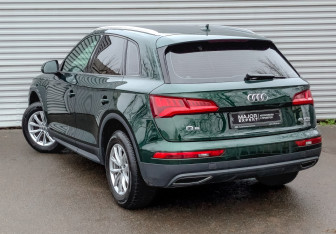 Подержанный автомобиль Audi Q5 2018 года (7 фото)