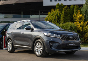 Подержанный автомобиль Kia Sorento 2019 года (2 фото)