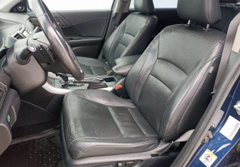 Подержанный автомобиль Honda Accord Sedan 2013 года (10 фото)