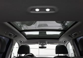 Подержанный автомобиль Audi Q7 2016 года (18 фото)