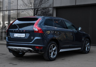Подержанный автомобиль Volvo XC60 2011 года (5 фото)