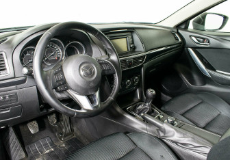 Подержанный автомобиль Mazda 6 Sedan 2013 года (12 фото)