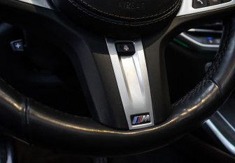 Подержанный автомобиль BMW X7 2019 года (18 фото)