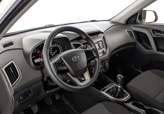 Подержанный автомобиль Hyundai Creta 2021 года (16 фото)