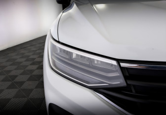 Подержанный автомобиль Volkswagen Tiguan 2021 года (17 фото)