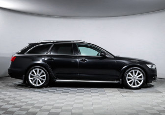 Подержанный автомобиль Audi A6 allroad 2012 года (4 фото)