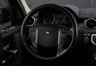 Подержанный автомобиль Land Rover Discovery 2010 года (13 фото)