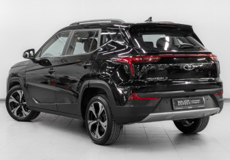 Подержанный автомобиль Москвич 3 2023 года (7 фото)