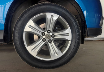 Подержанный автомобиль Toyota Highlander 2011 года (19 фото)