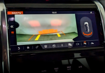 Подержанный автомобиль Land Rover Discovery Sport 2020 года (26 фото)