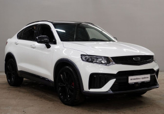 Подержанный автомобиль Geely Tugella 2022 года (3 фото)