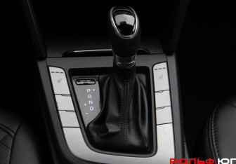 Подержанный автомобиль Hyundai Elantra Sedan 2017 года (13 фото)