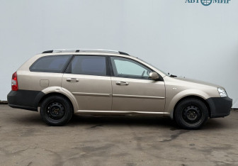 Подержанный автомобиль Chevrolet Lacetti Wagon 2007 года (4 фото)