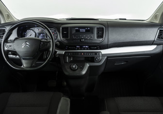 Подержанный автомобиль Citroen SpaceTourer 2021 года (13 фото)