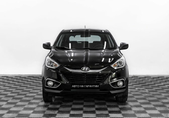 Подержанный автомобиль Hyundai ix35 2015 года (2 фото)
