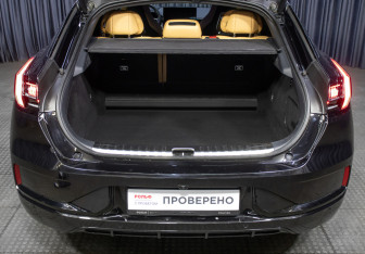 Подержанный автомобиль Zeekr 001 2023 года (10 фото)