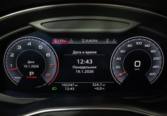 Подержанный автомобиль Audi A7 2018 года (13 фото)