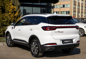 Подержанный автомобиль Geely Okavango 2024 года (5 фото)