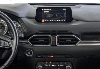 Подержанный автомобиль Mazda CX-5 2019 года (17 фото)