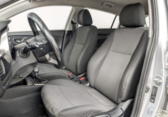 Подержанный автомобиль Kia Rio Hatchback 2021 года (20 фото)